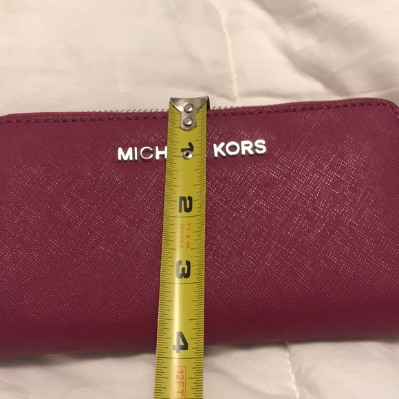 Michael Kors large wallet - Picture 7 of 8